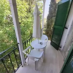Petros Konukevi Nydri (Lefkada)