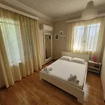 Konukevi Petros