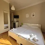 Konukevi Petros 3*