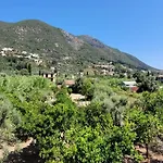 Petros Nydri (Lefkada)
