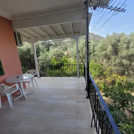 Guest house Petros Nydri (Lefkada)