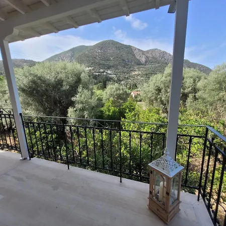 Petros 3* Nydri (Lefkada)