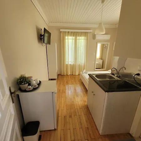 Petros 招待所 奈德里